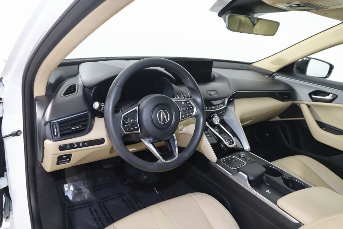 Used 2024 Acura TLX w/ Technology Package FWD image 6