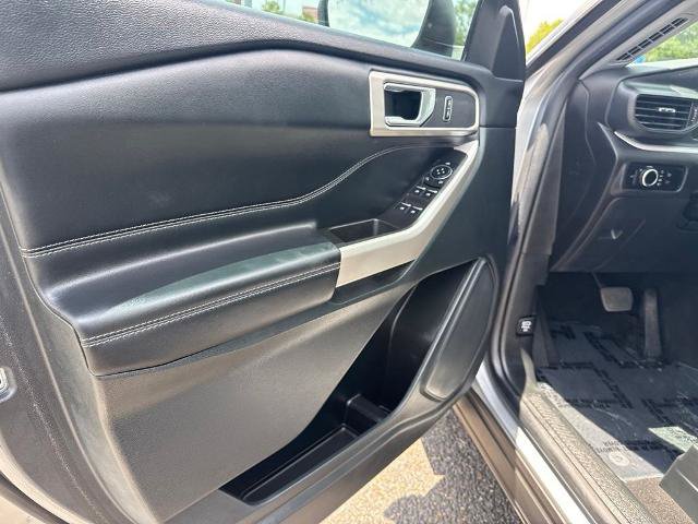 Certified 2023 Ford Explorer XLT RWD image 15