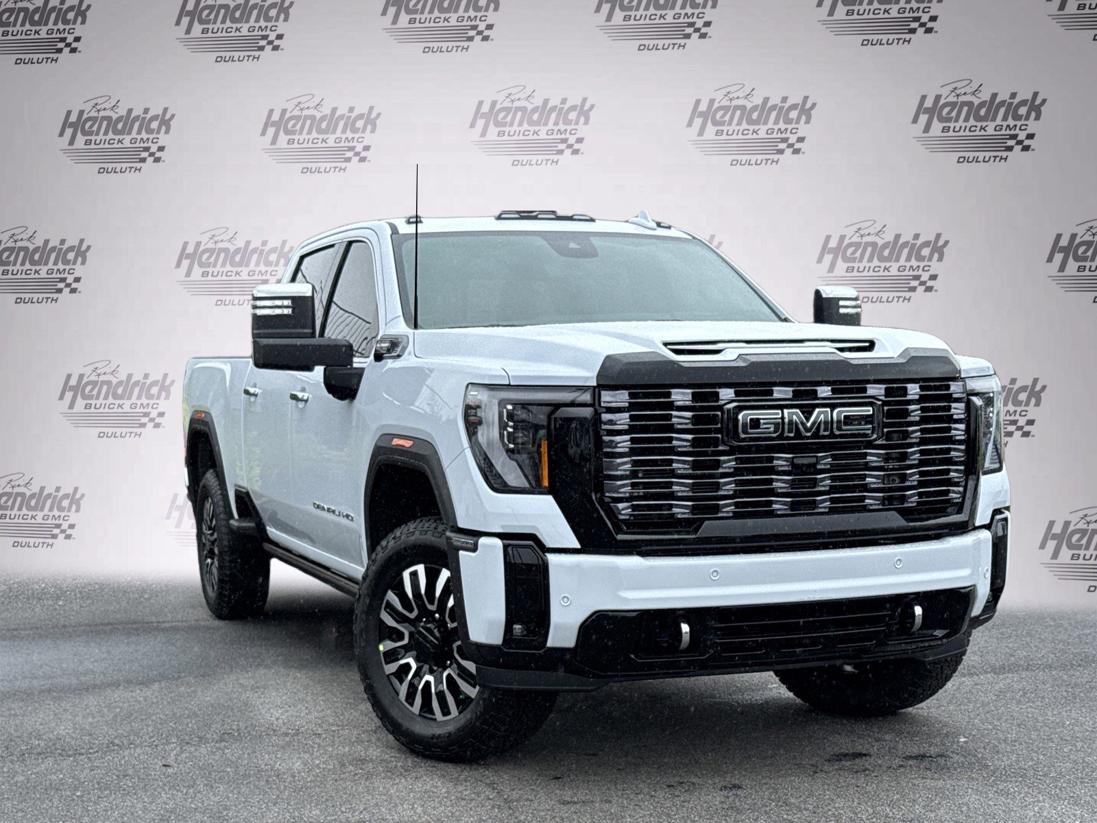 New 2026 GMC Sierra 2500 Denali Ultimate video 2