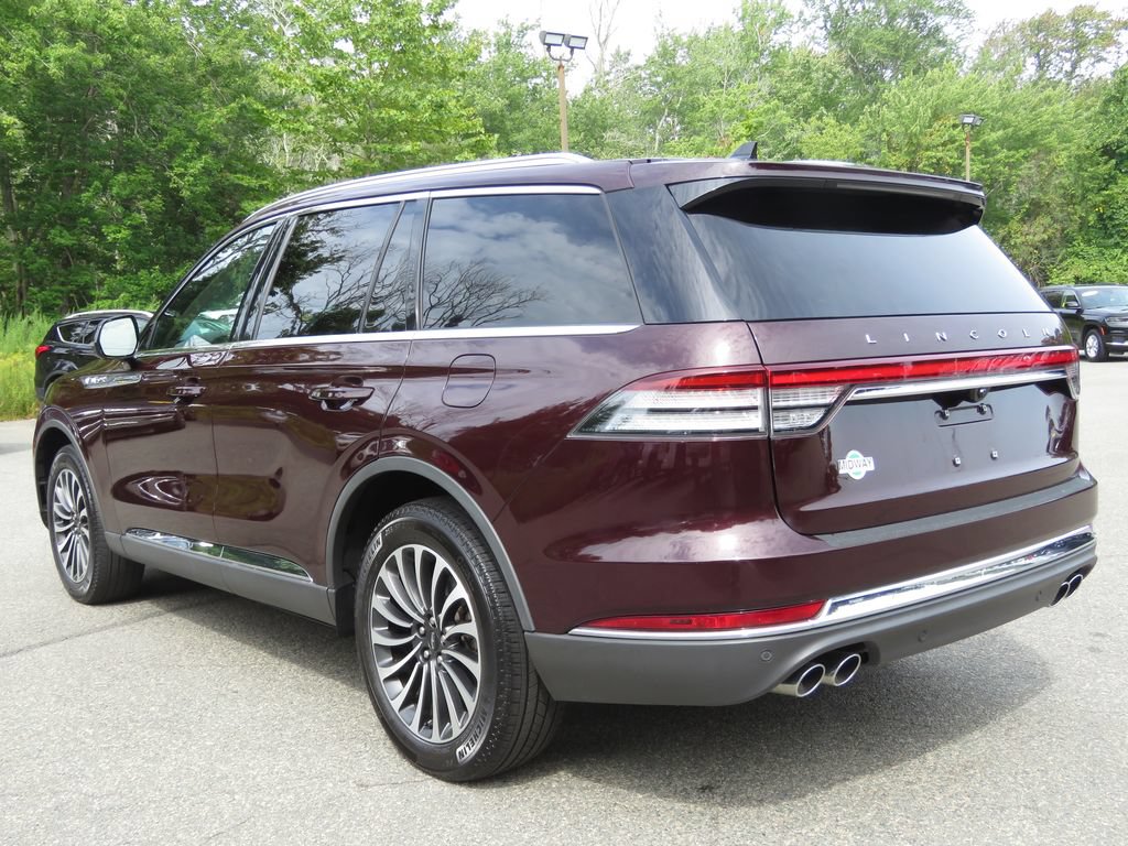 Used 2023 Lincoln Aviator AWD w/ Premium Package image 7
