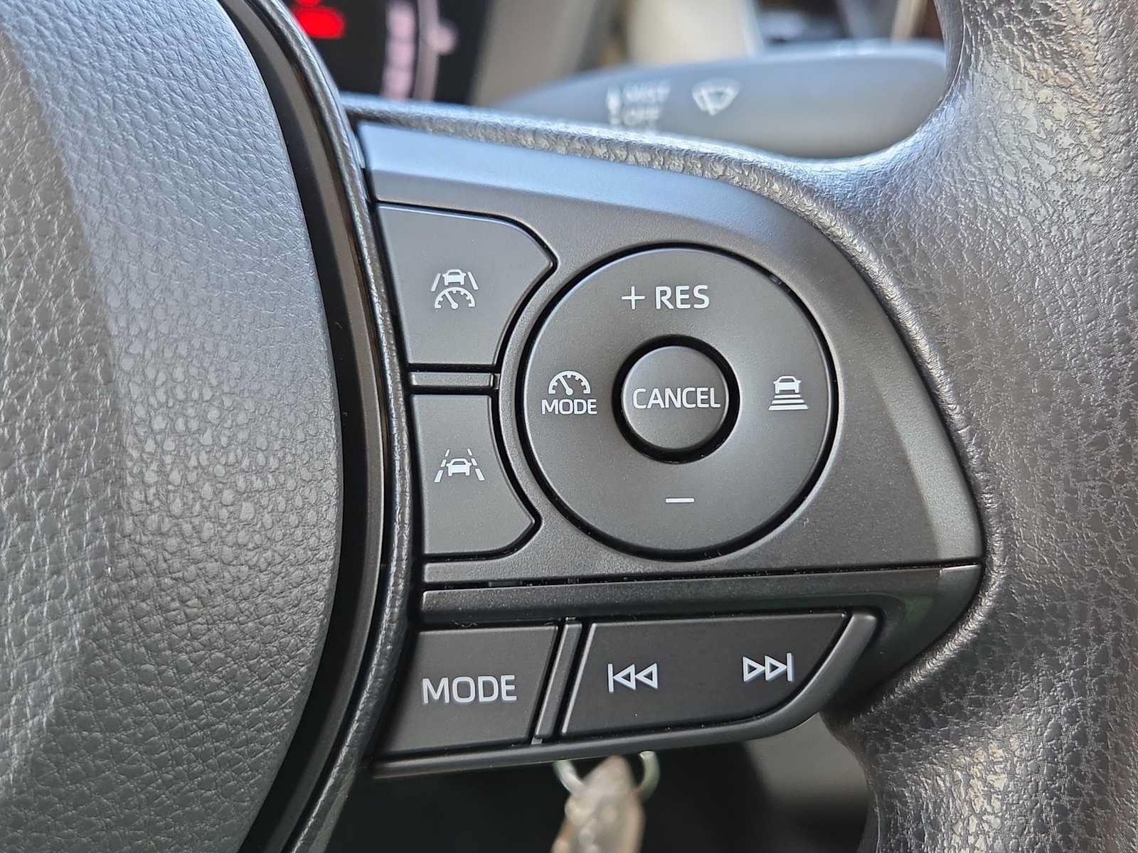 Used 2026 Toyota Corolla LE FWD image 23