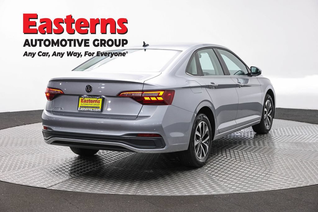 Used 2024 Volkswagen Jetta S FWD image 5