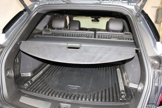 Used 2021 Cadillac XT5 Premium Luxury w/ LPO, Floor Liner Package FWD image 22