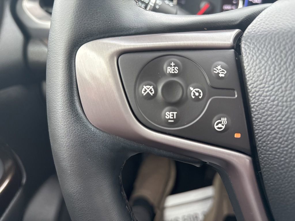 Used 2023 GMC Acadia AT4 w/ Technology Package image 3