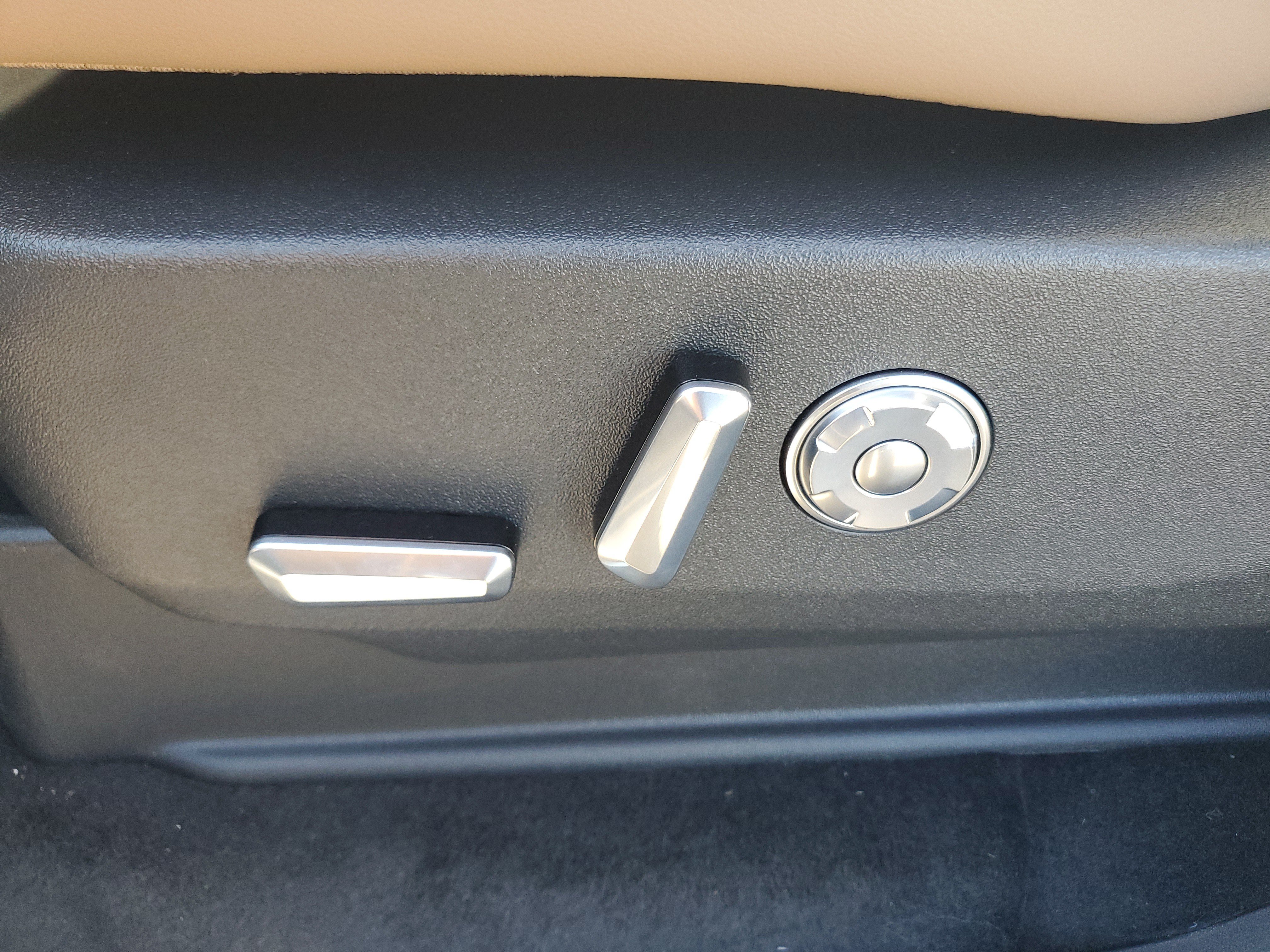 New 2027 Lincoln Navigator Black Label AWD/4WD image 13