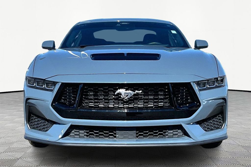 Used 2024 Ford Mustang GT Premium image 3