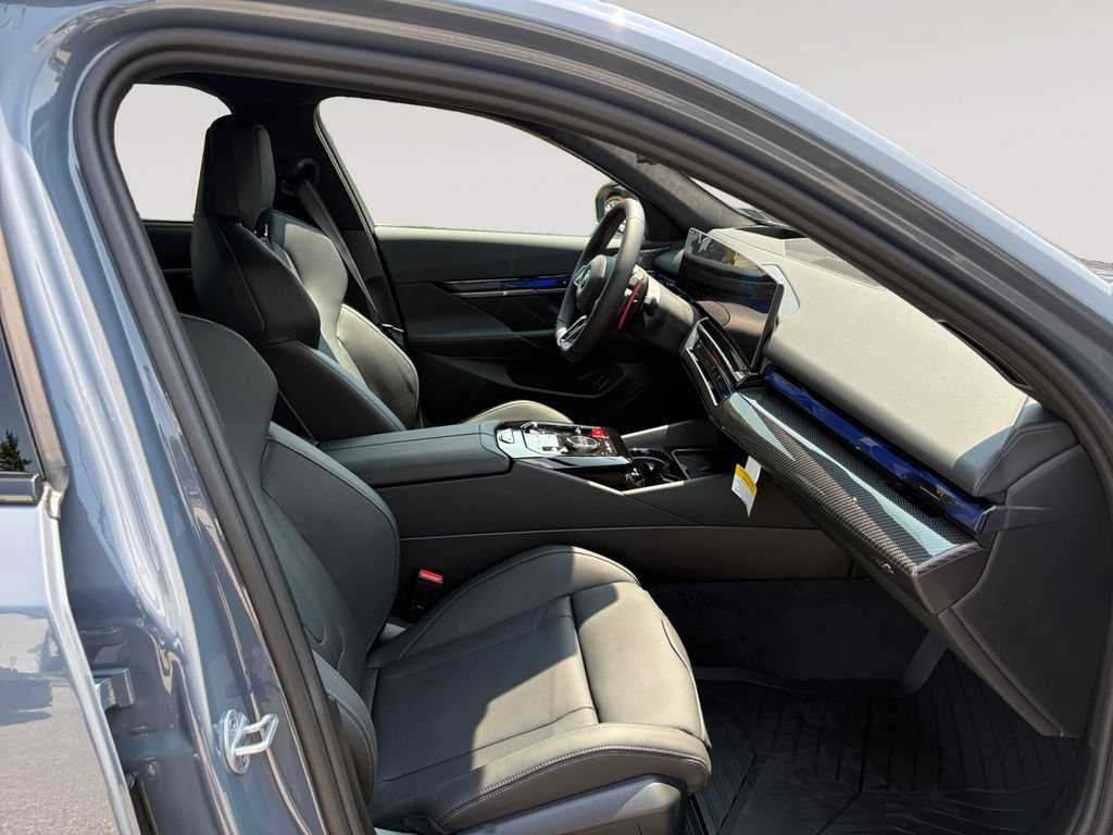 New 2027 BMW M5 Touring AWD/4WD image 15