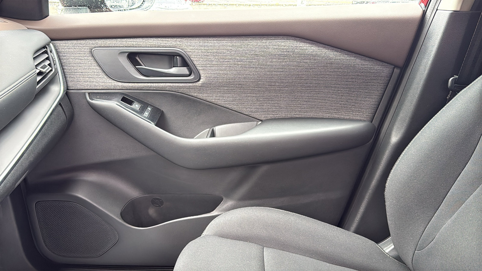 Certified 2023 Nissan Rogue S AWD/4WD image 18