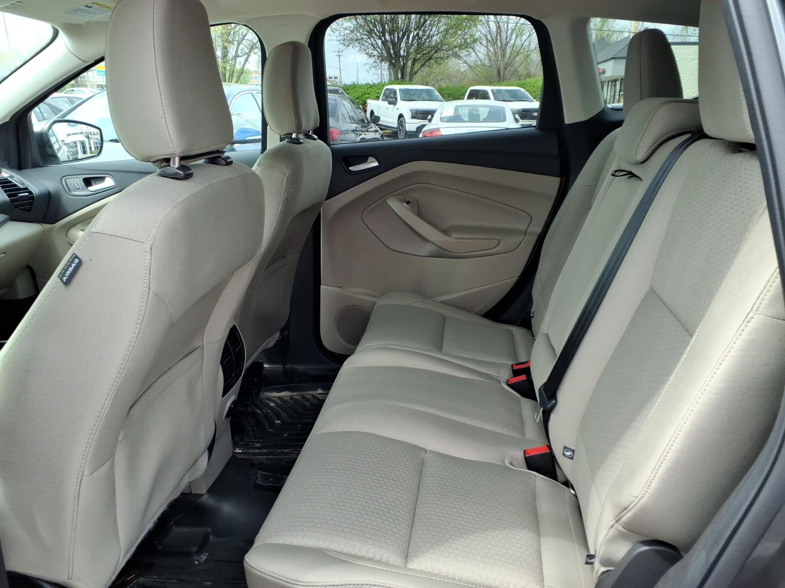 Used 2019 Ford Escape SE image 27