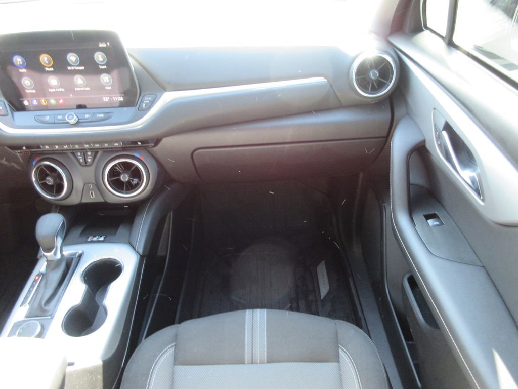 Used 2023 Chevrolet Blazer LT w/ Convenience Package image 16