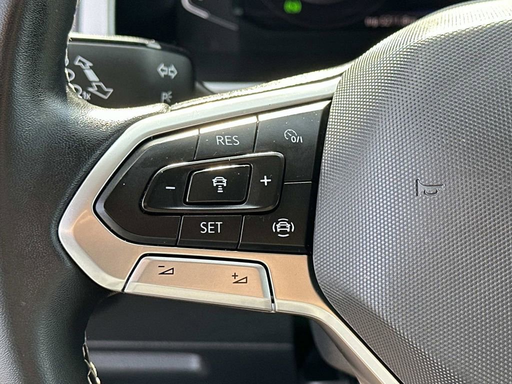 Used 2022 Volkswagen Atlas SE image 17