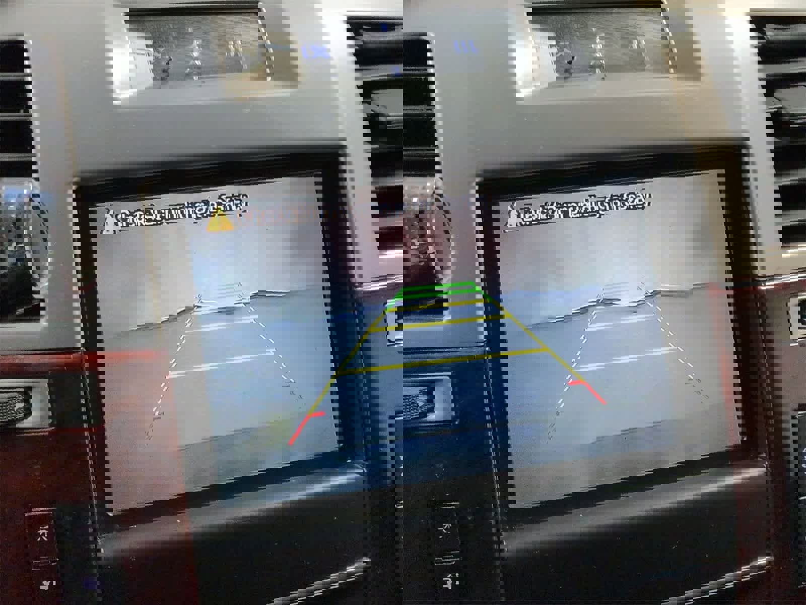 Used 2012 Cadillac Escalade Luxury image 32