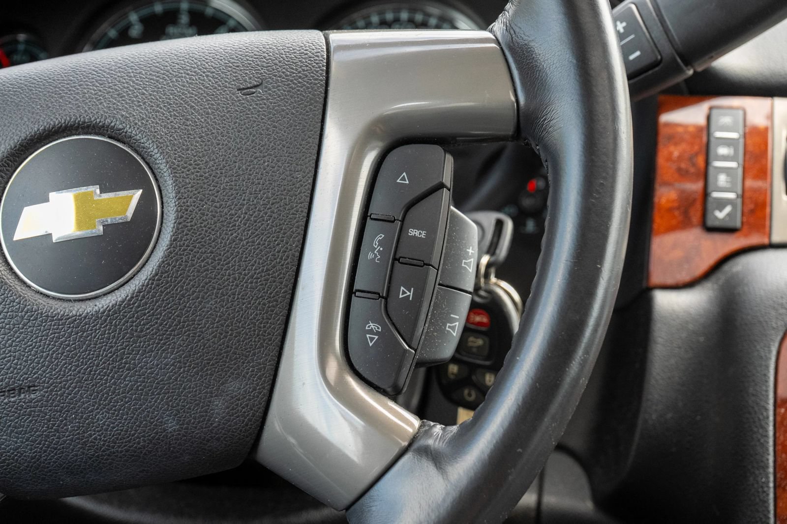 Used 2013 Chevrolet Tahoe LT w/ Texas Edition RWD image 14