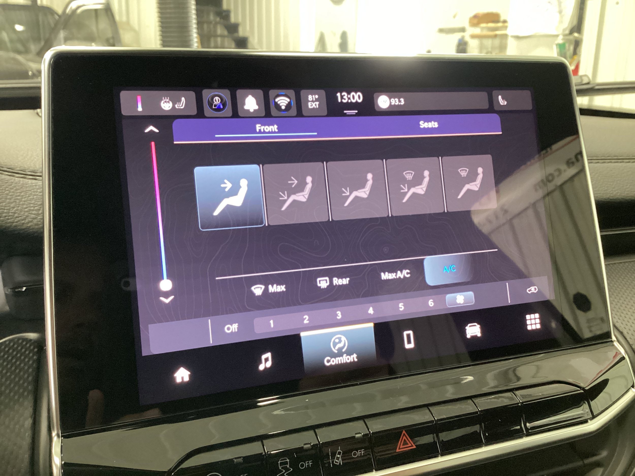 New 2026 Jeep Compass Latitude AWD/4WD image 21