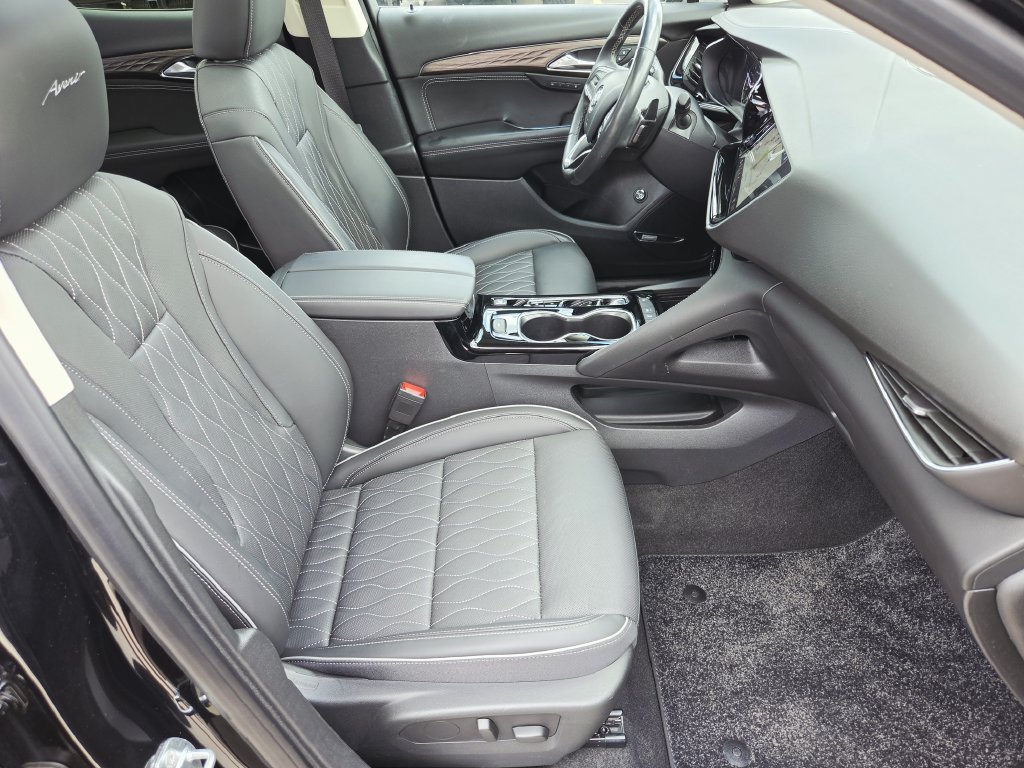 Used 2023 Buick Envision Avenir FWD image 12