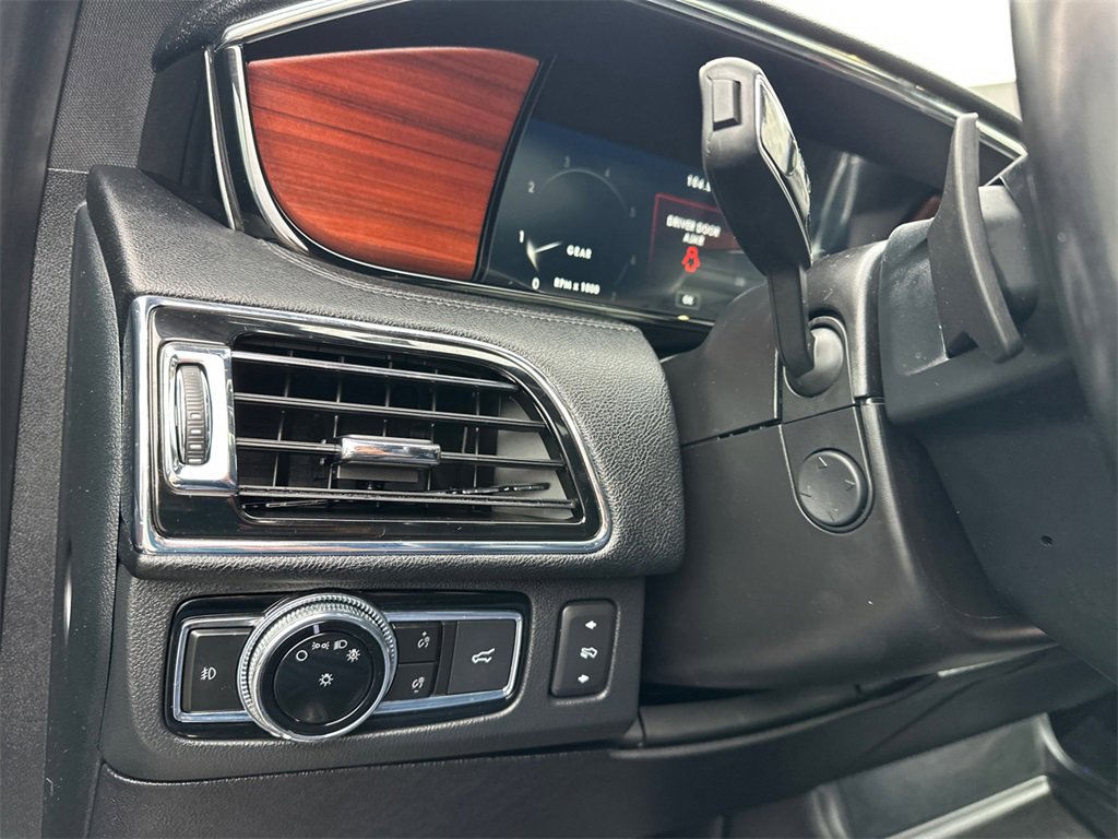 Used 2021 Lincoln Navigator Reserve image 43