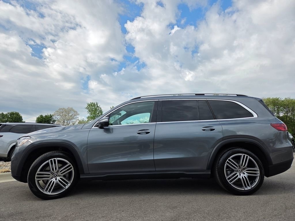 Used 2025 Mercedes-Benz GLS 450 4MATIC image 25