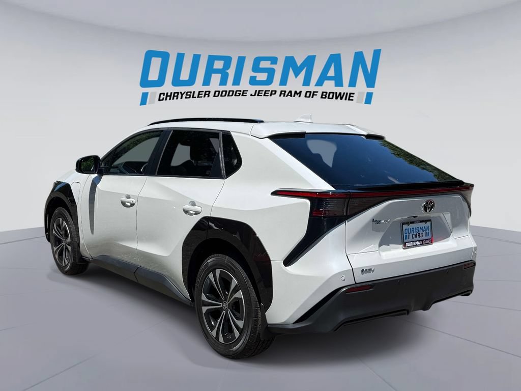 Used 2024 Toyota bZ4X FWD w/ Weather Package image 4