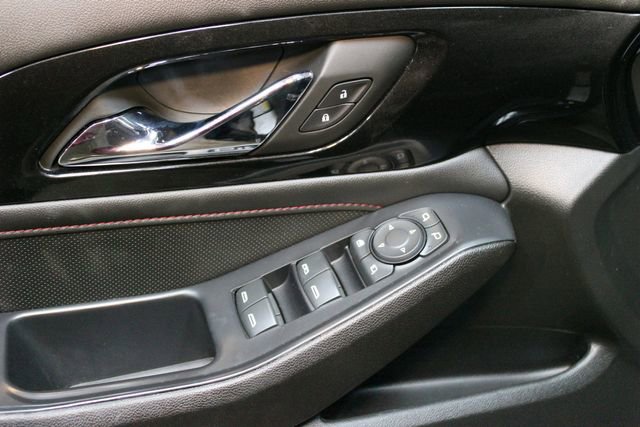 Used 2022 Chevrolet Traverse RS AWD/4WD image 19