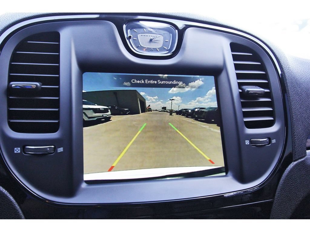 Used 2022 Chrysler 300 S w/ Comfort Group RWD image 21