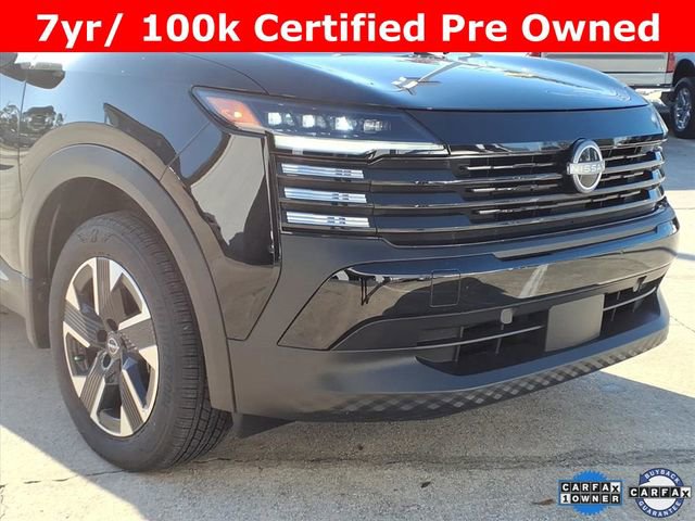 Certified 2025 Nissan Kicks SV image 9