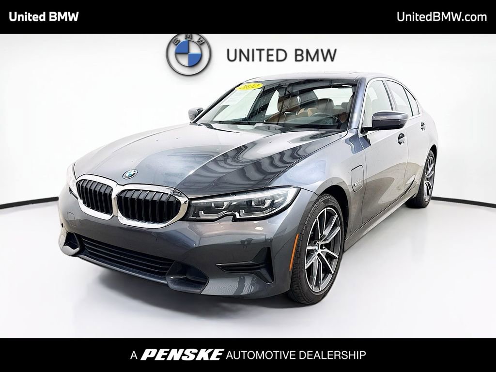 Used 2022 BMW 330e w/ Premium Package image 1