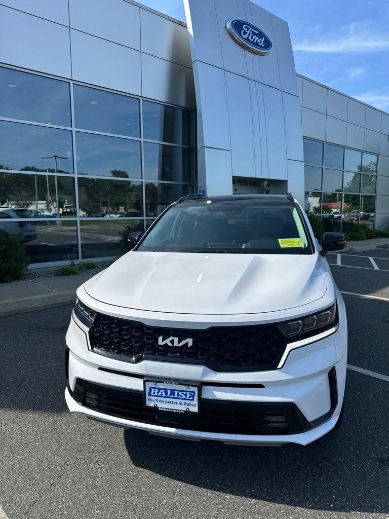 Used 2023 Kia Sorento SX AWD/4WD image 2