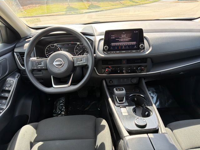 Used 2024 Nissan Rogue S image 22