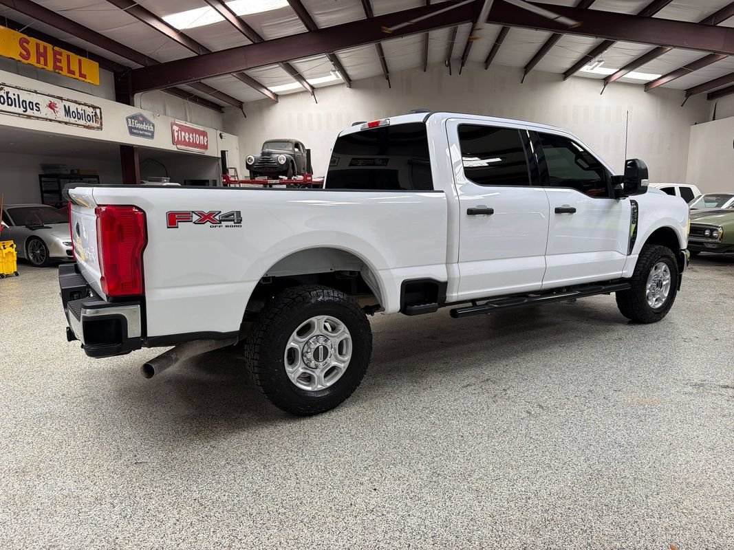 Used 2025 Ford F250 XLT w/ FX4 Off-Road Package AWD/4WD image 8