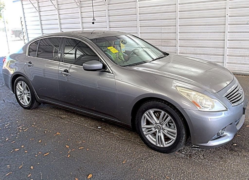Used 2012 INFINITI G25 Journey RWD image 4