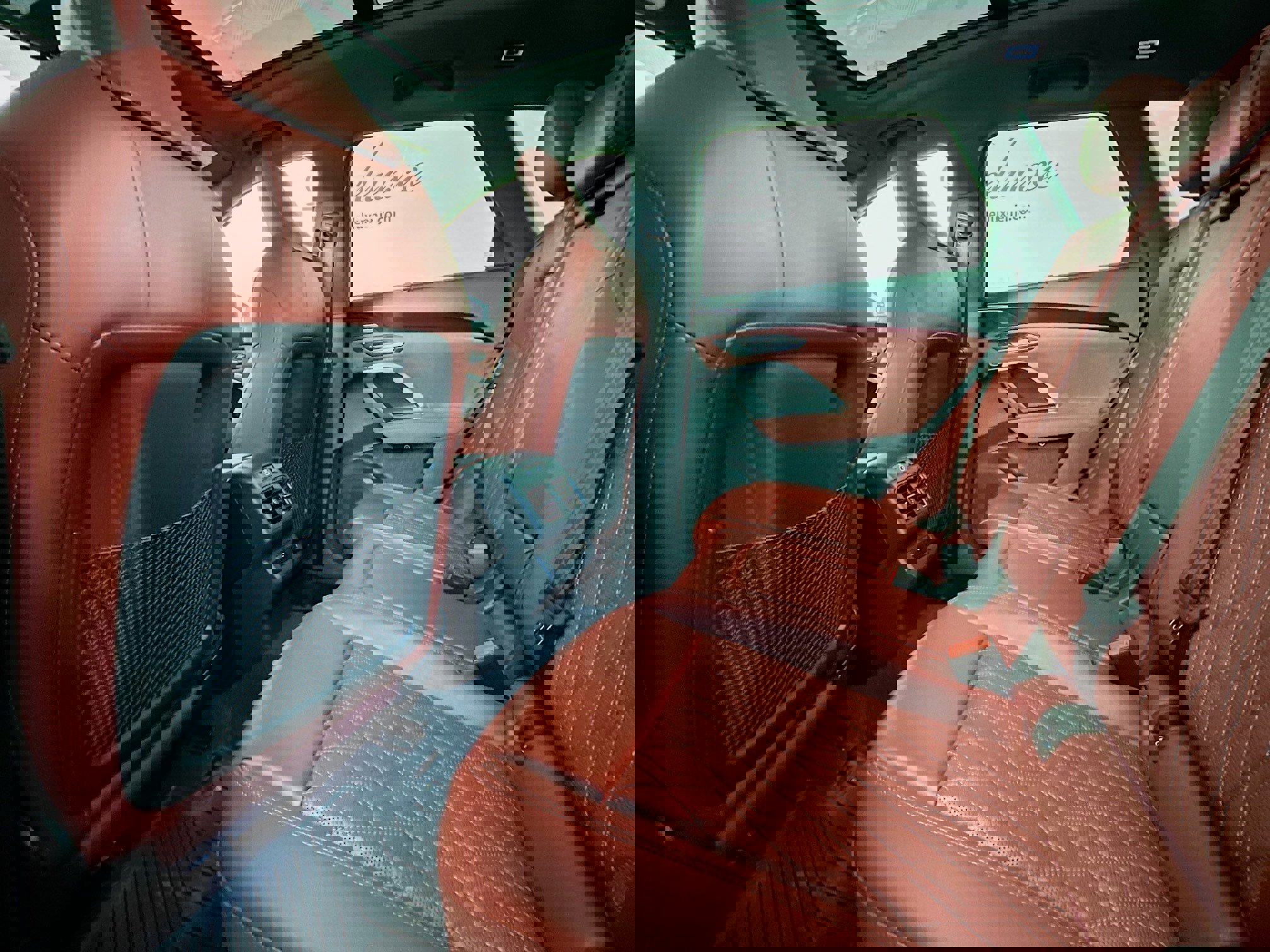 Used 2025 Audi SQ5 Premium Plus w/ Premium Plus Package image 23