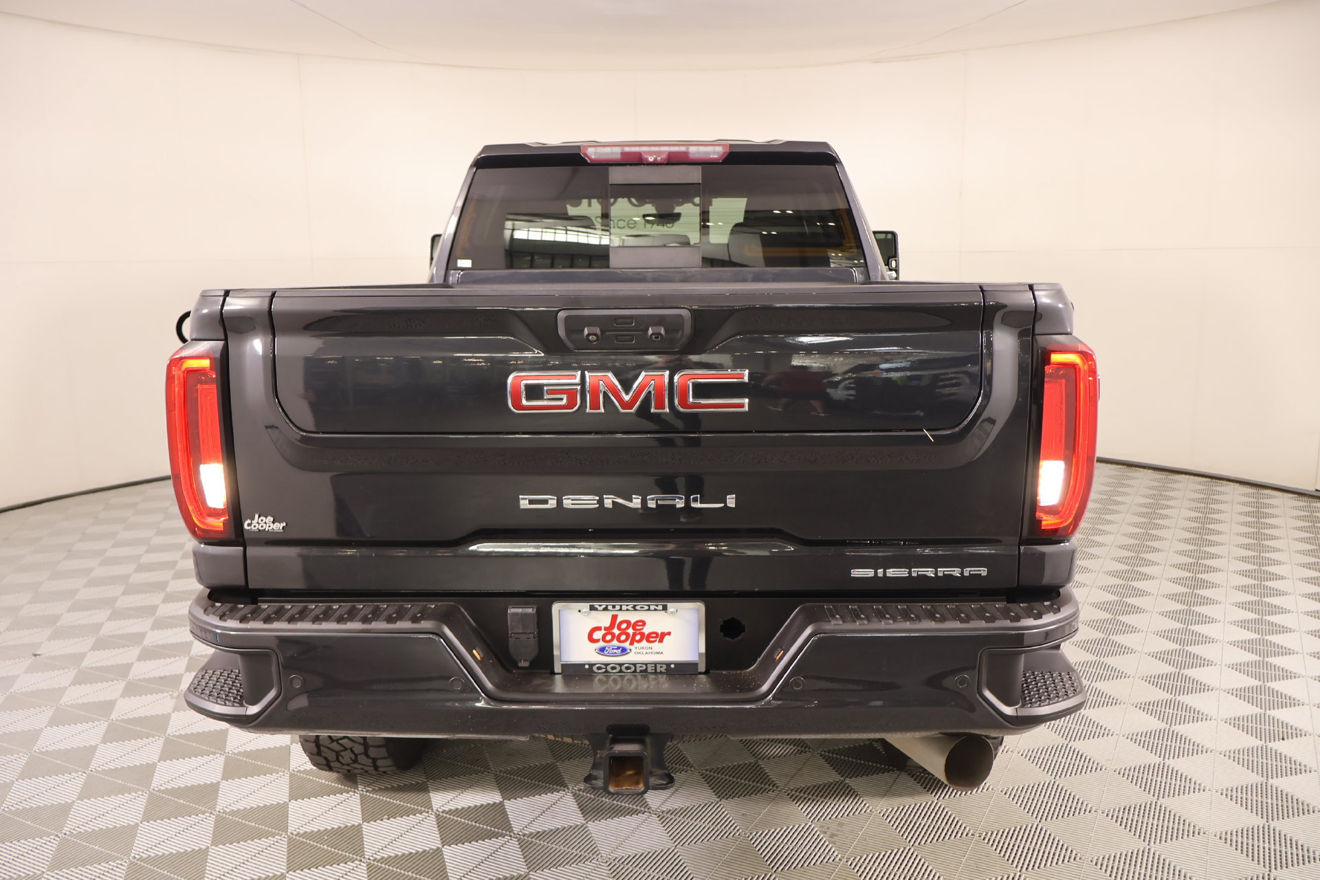 Used 2020 GMC Sierra 2500 Denali w/ Technology Package AWD/4WD image 21