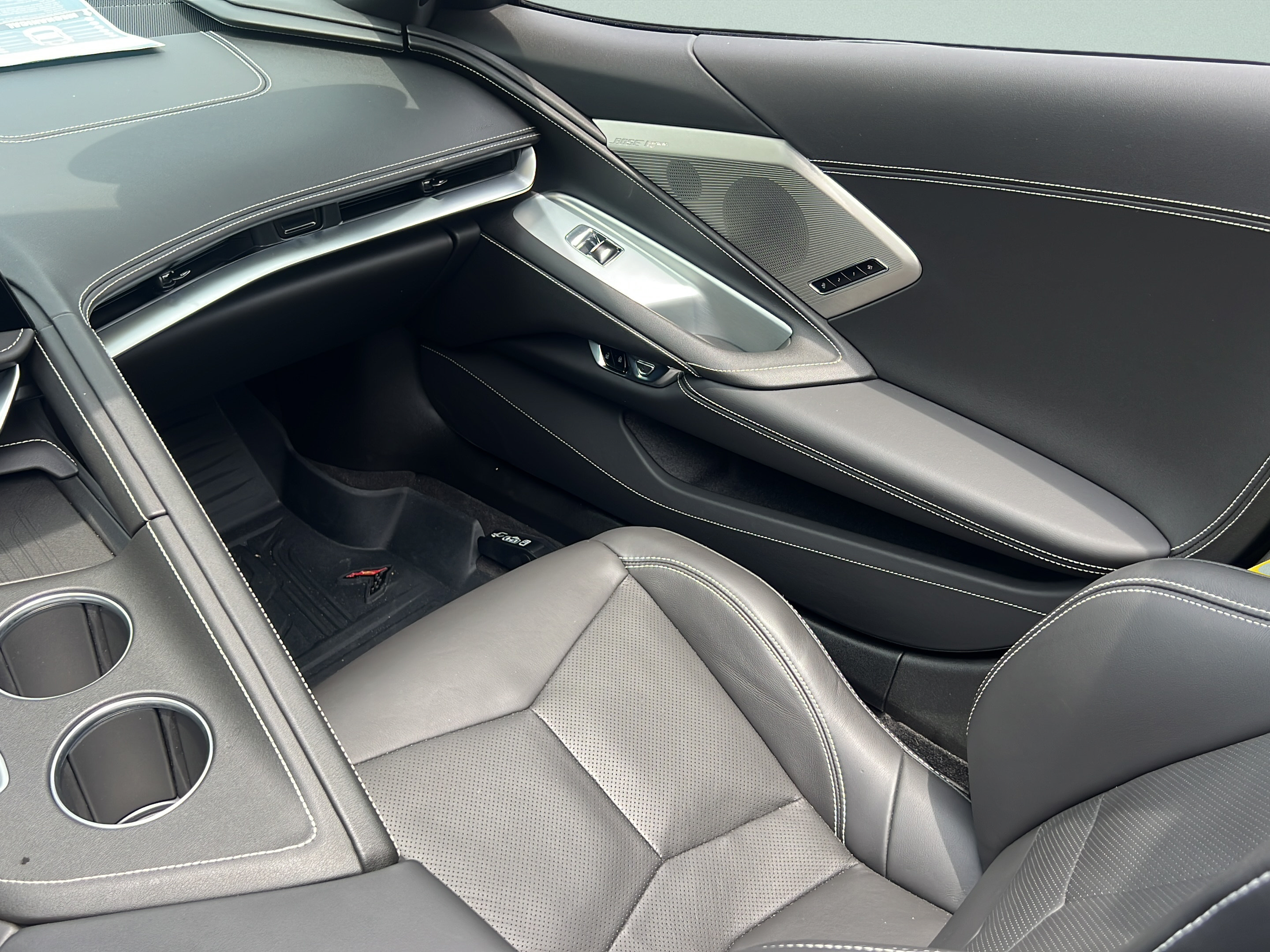 Used 2026 Chevrolet Corvette Stingray Preferred Conv w/ Z51 Performance Package RWD image 11