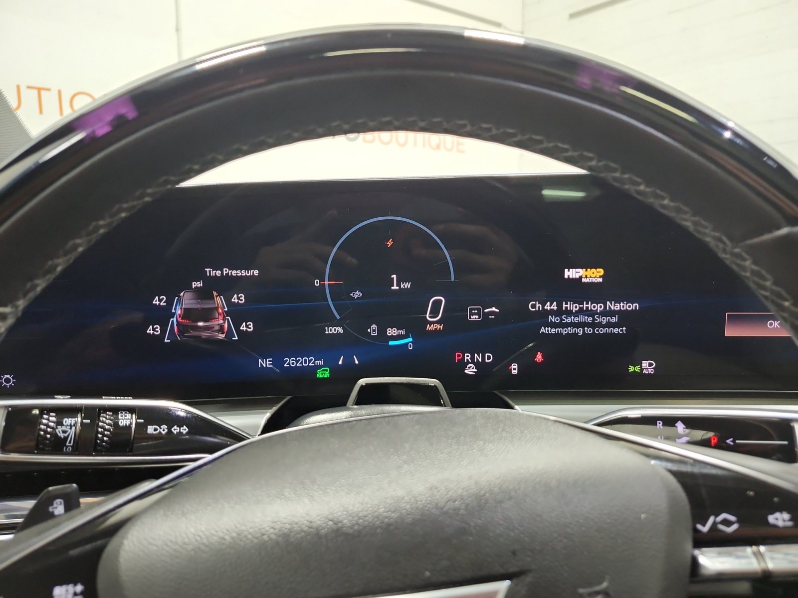 Used 2023 Cadillac Lyriq 2WD image 19