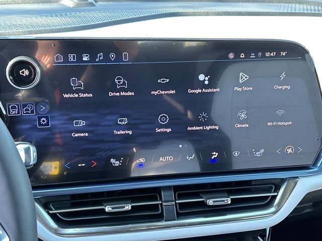 New 2026 Chevrolet Equinox EV LT image 13