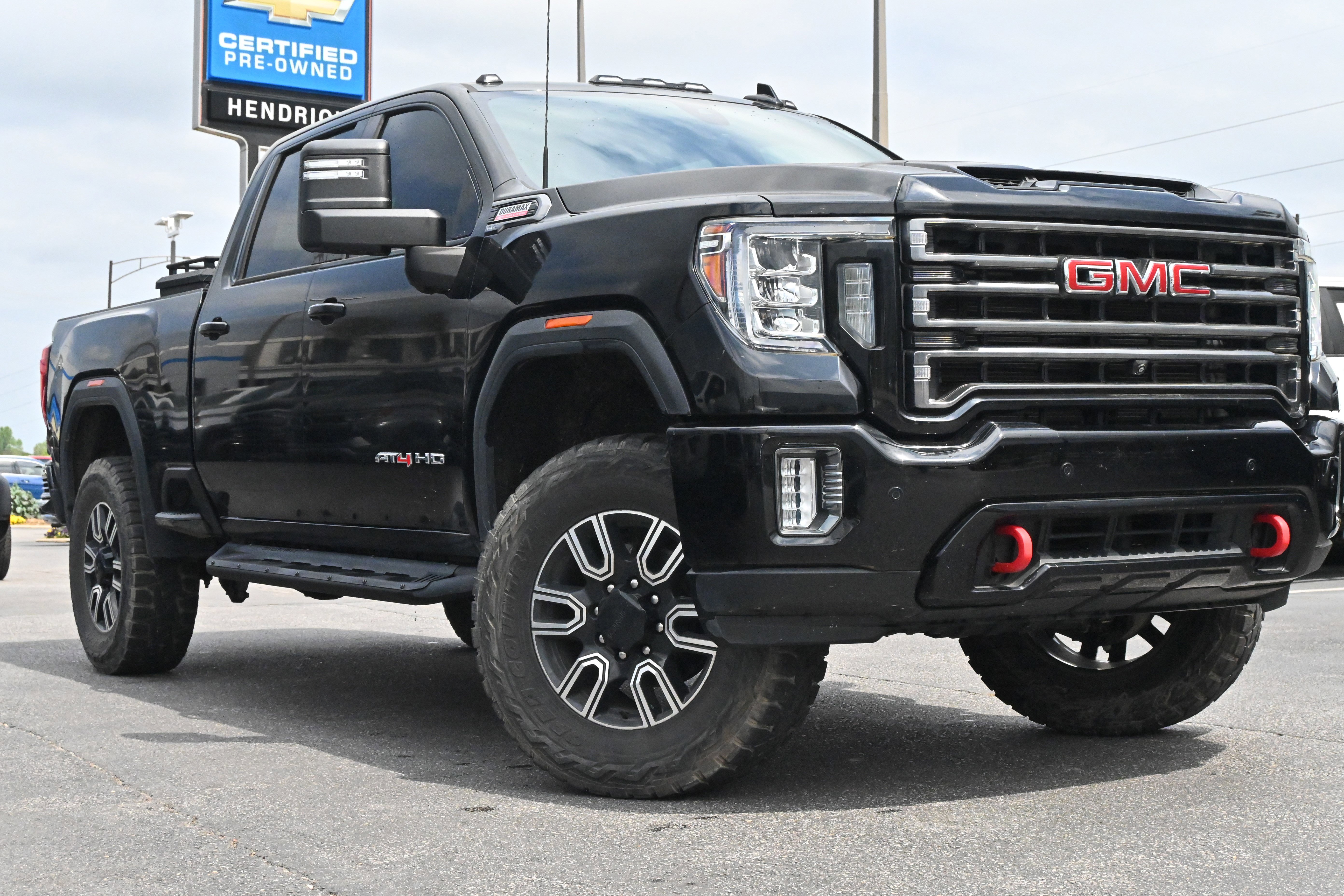 Used 2020 GMC Sierra 2500 AT4 w/ AT4 Premium Package image 2