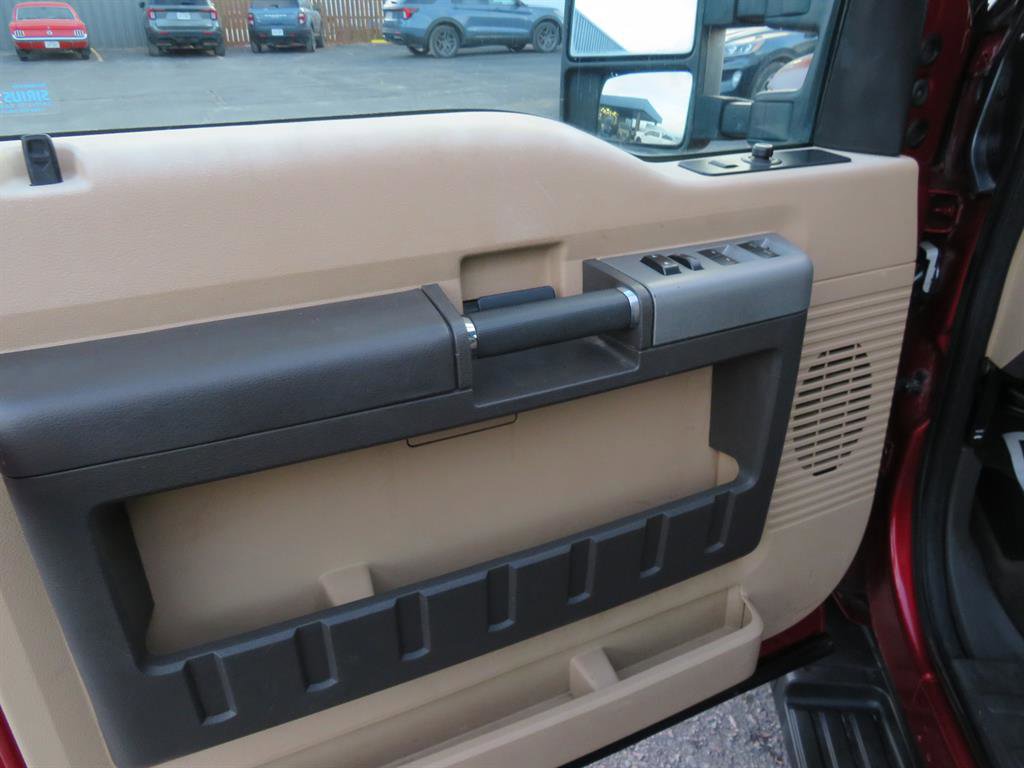 Used 2014 Ford F250 XLT w/ Advanced Security Group image 10