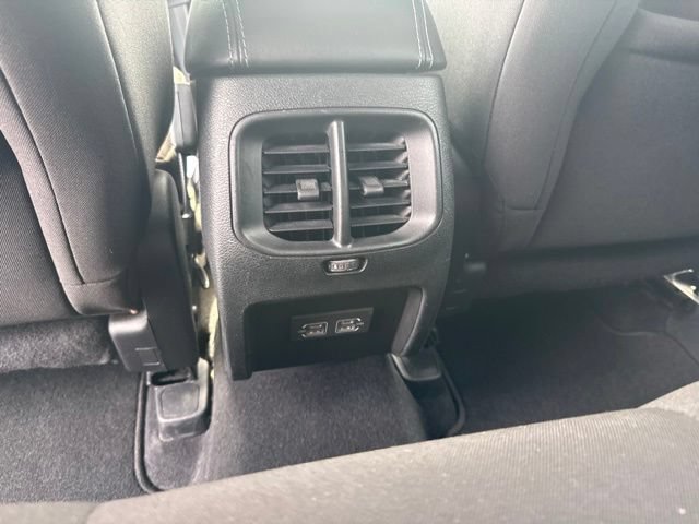 Used 2022 Jeep Cherokee Latitude AWD/4WD image 35