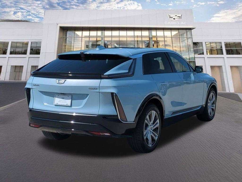 Certified 2024 Cadillac Lyriq Tech RWD image 9
