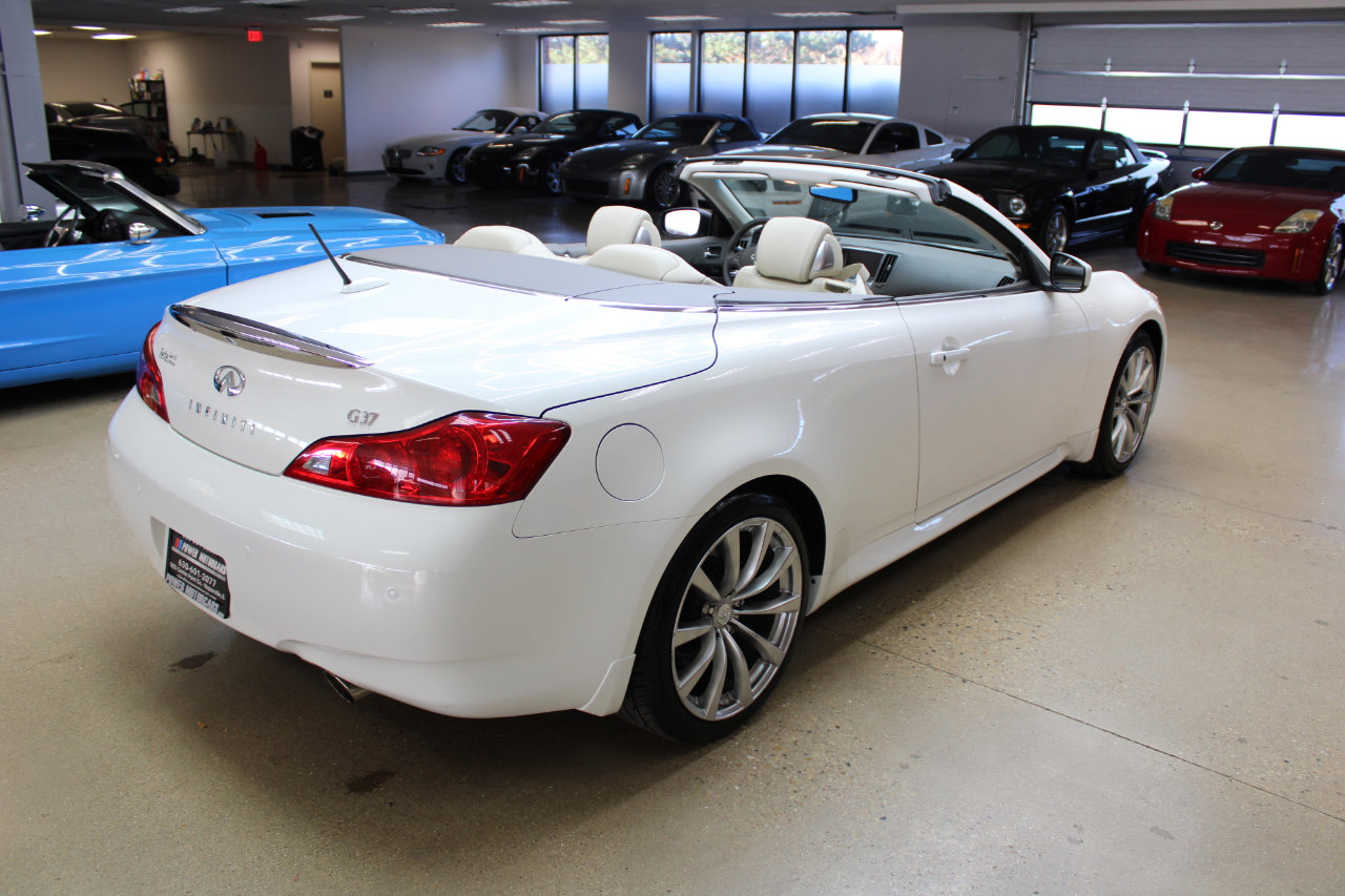 Used 2010 INFINITI G37 Sport w/ Premium Pkg image 5