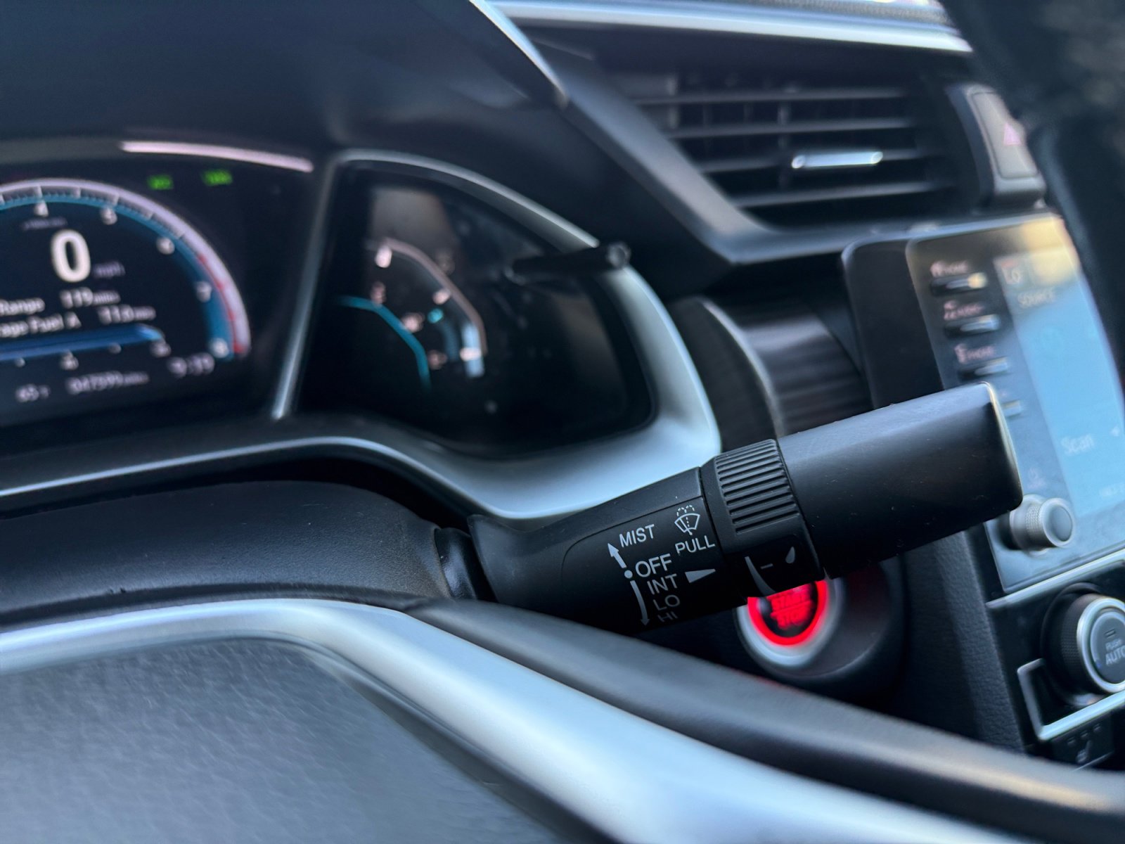 Used 2019 Honda Civic EX-L image 16