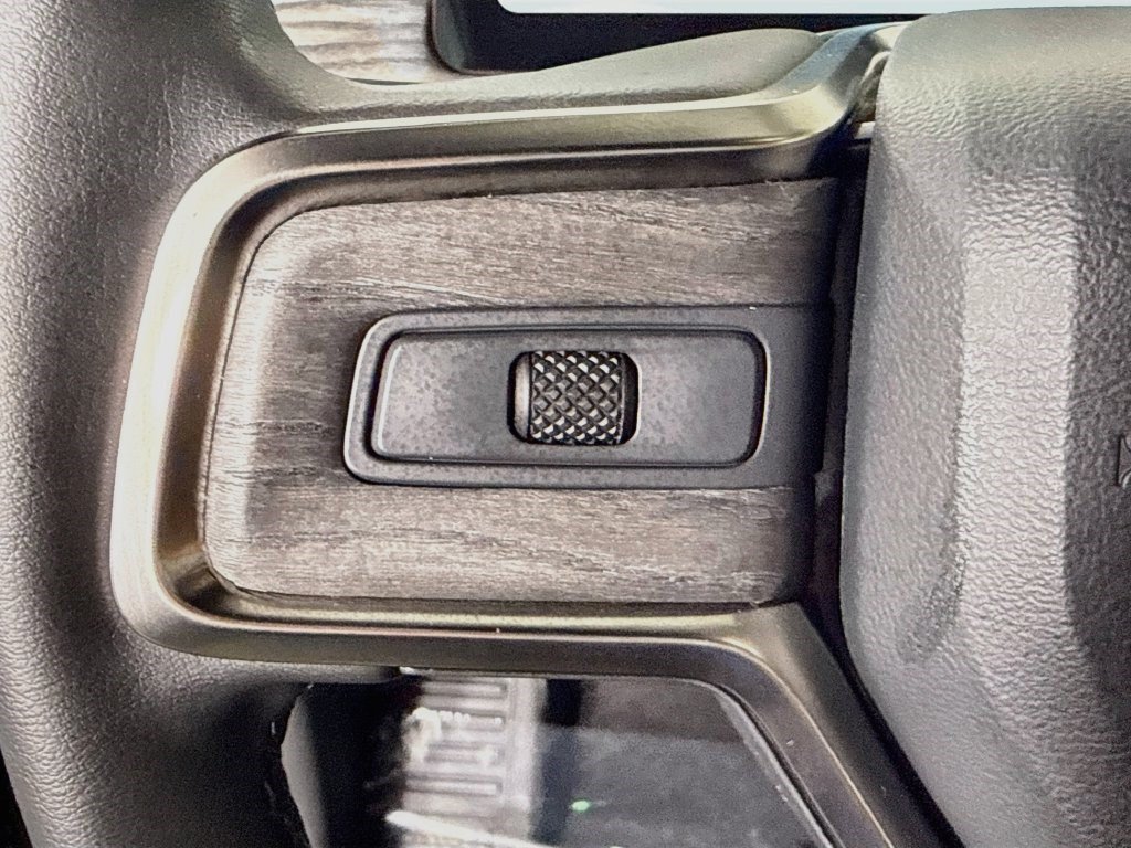 Used 2026 Rivian R1S Adventure Dual AWD/4WD image 13