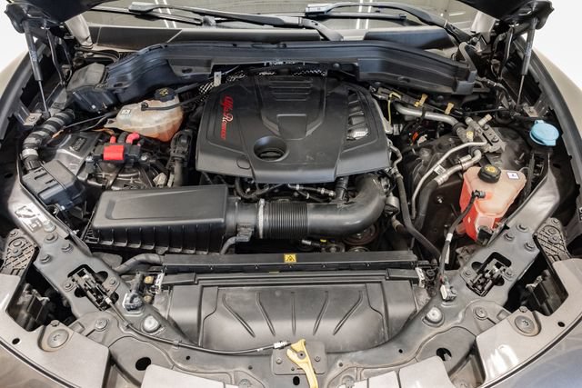 Used 2022 Alfa Romeo Stelvio Ti AWD/4WD image 3