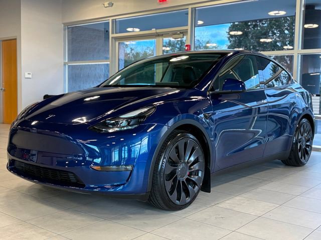 Used 2023 Tesla Model Y Performance image 4