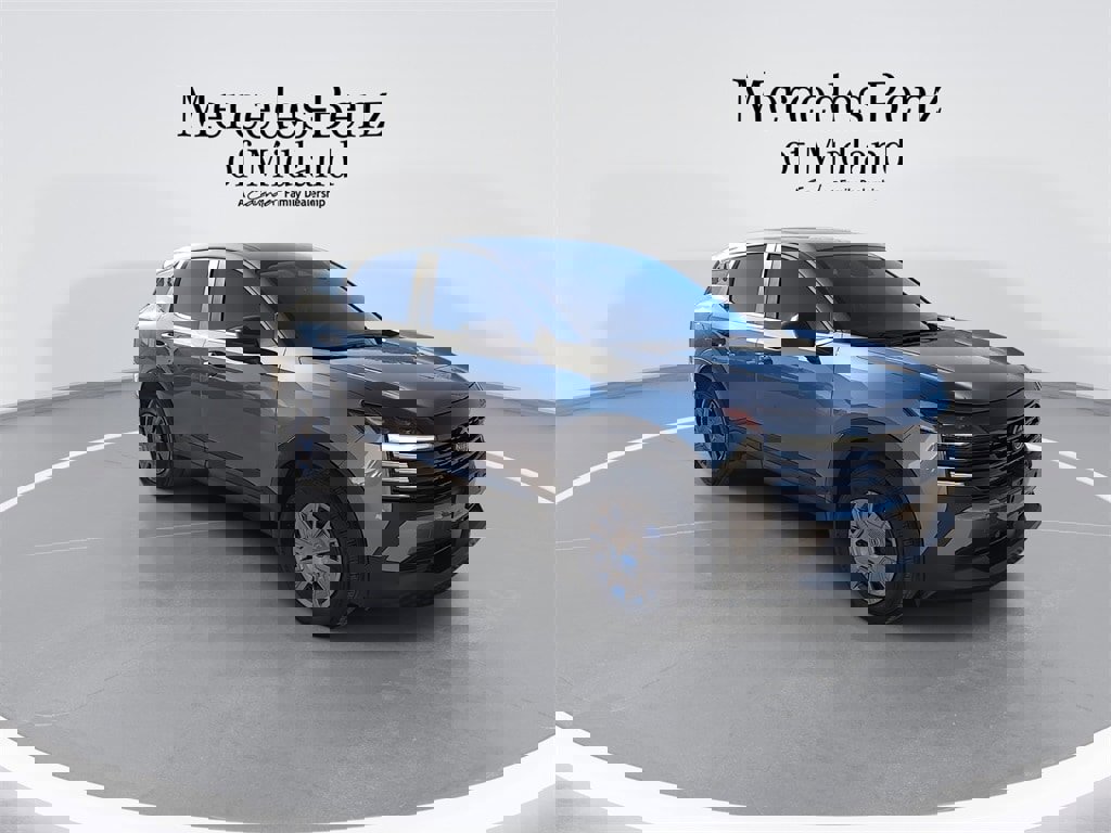 Used 2025 Nissan Kicks S video 2