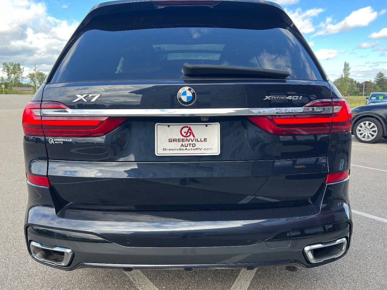 Used 2022 BMW X7 xDrive40i w/ M Sport Package image 5