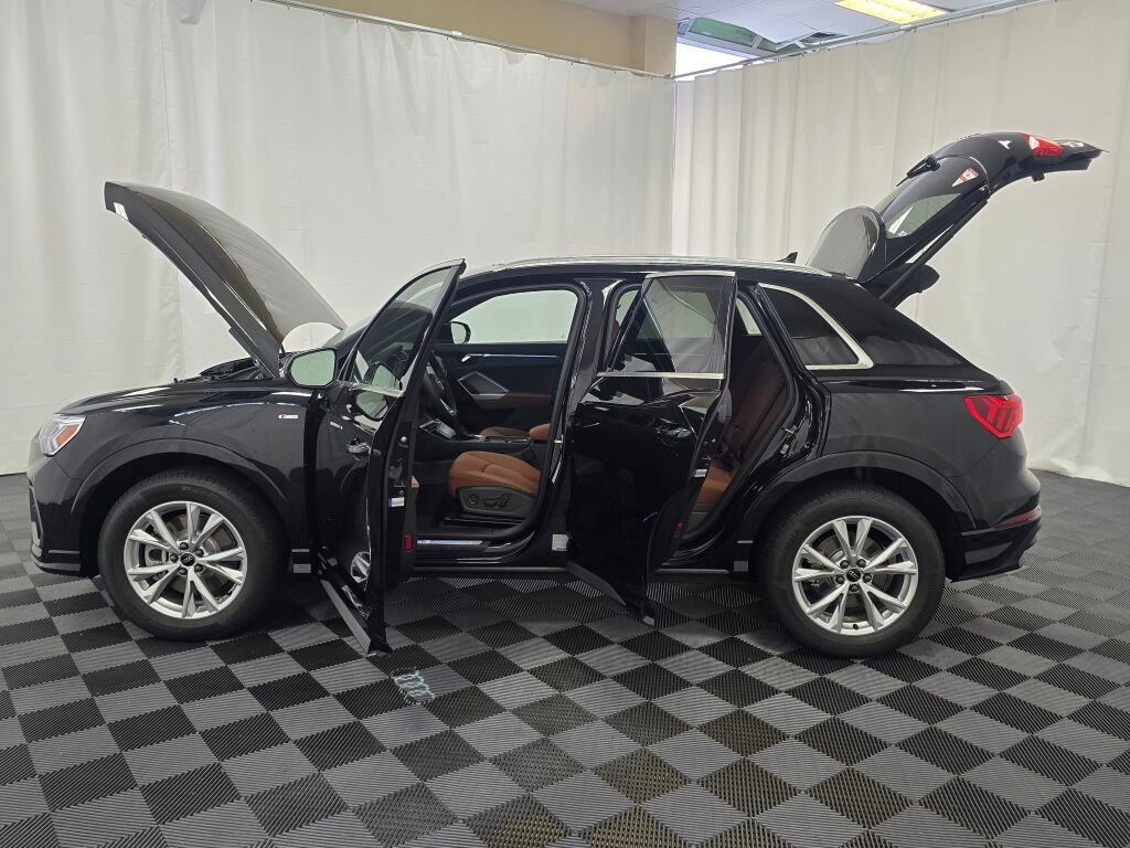 New 2025 Audi Q3 2.0T Premium Plus image 12