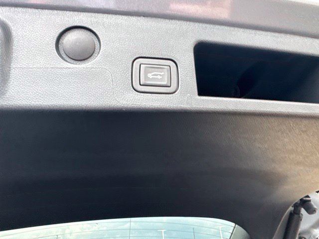 New 2027 GMC Terrain Elevation w/ Elevation Premium Package AWD/4WD image 12