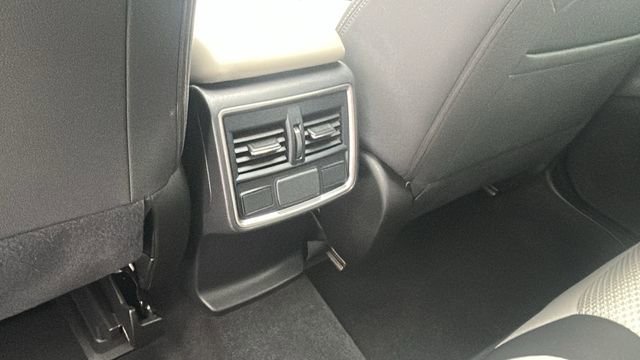 Certified 2023 Subaru Forester Premium image 36