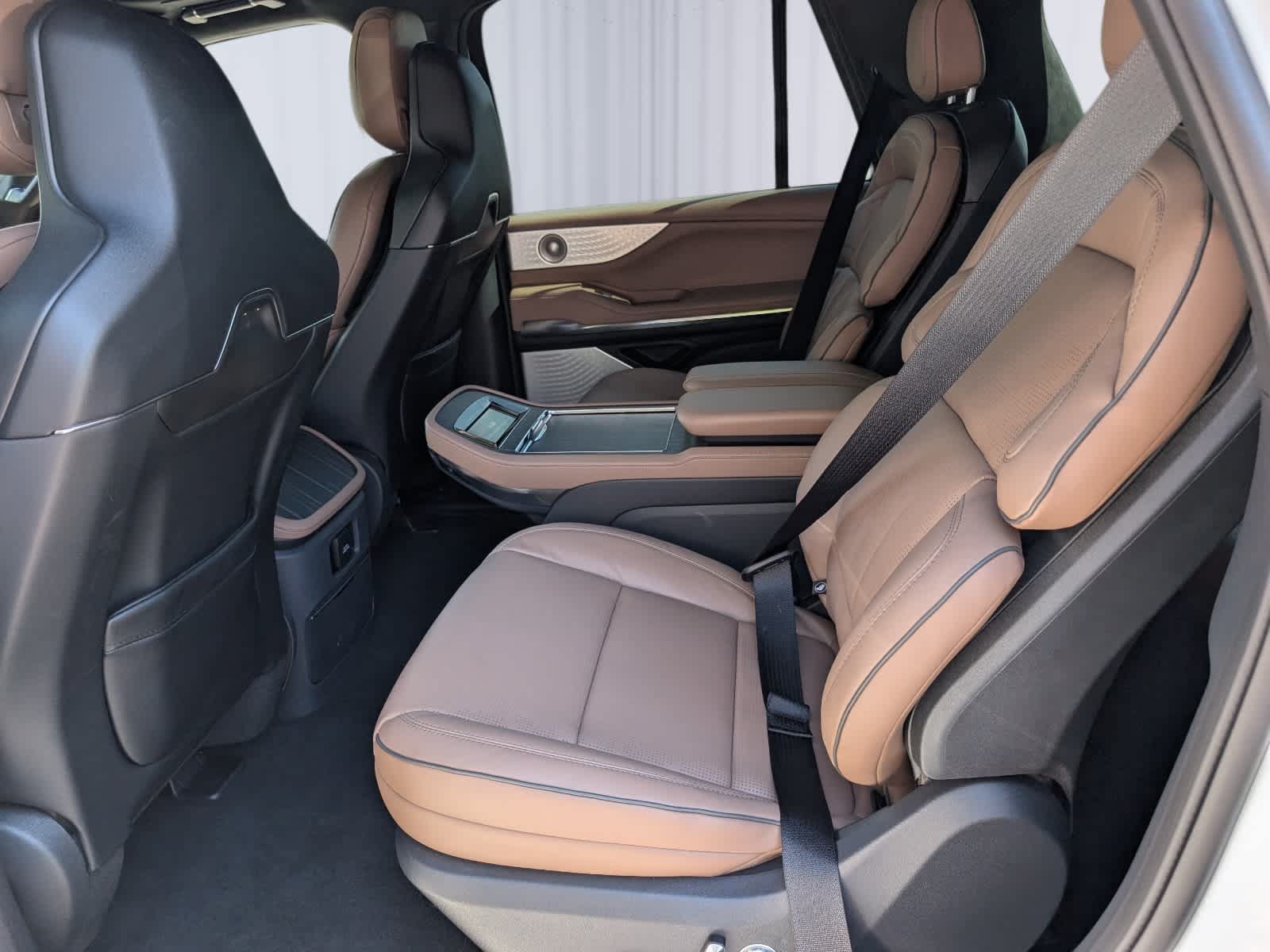 Used 2027 Lincoln Navigator Black Label AWD/4WD image 18